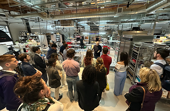 LSU students gathered at the Modern Cusine tour.